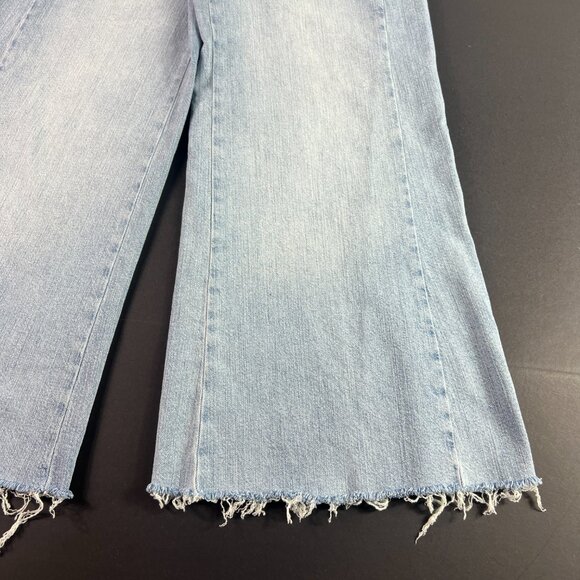 Pilcro Jean Women 27x27* Adi Mid Rise Flare Crop Light Blue Raw Hem Denim Tag 24 - Picture 5 of 16